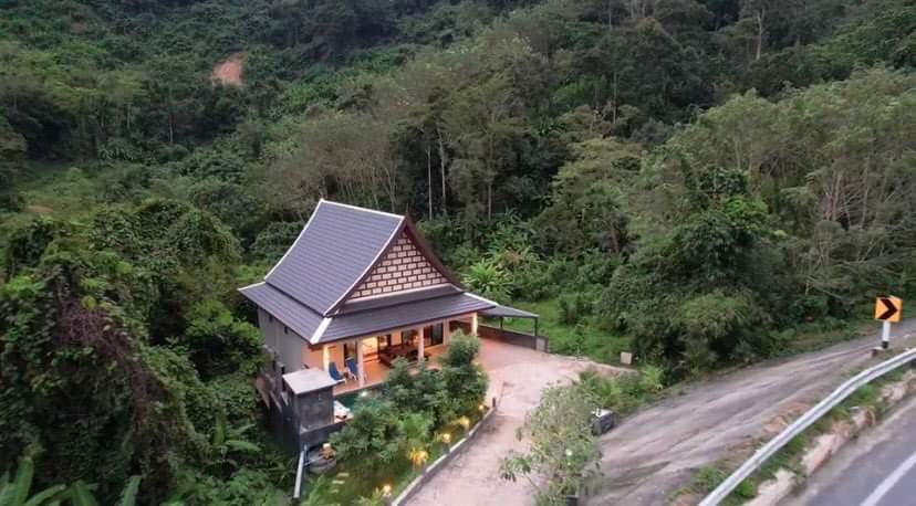 Pool villa near Nai Thon beach 2
