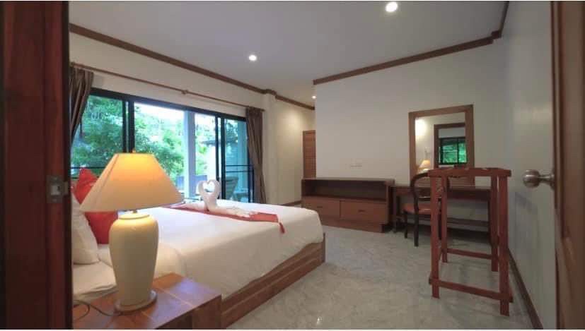 Pool villa near Nai Thon beach 8
