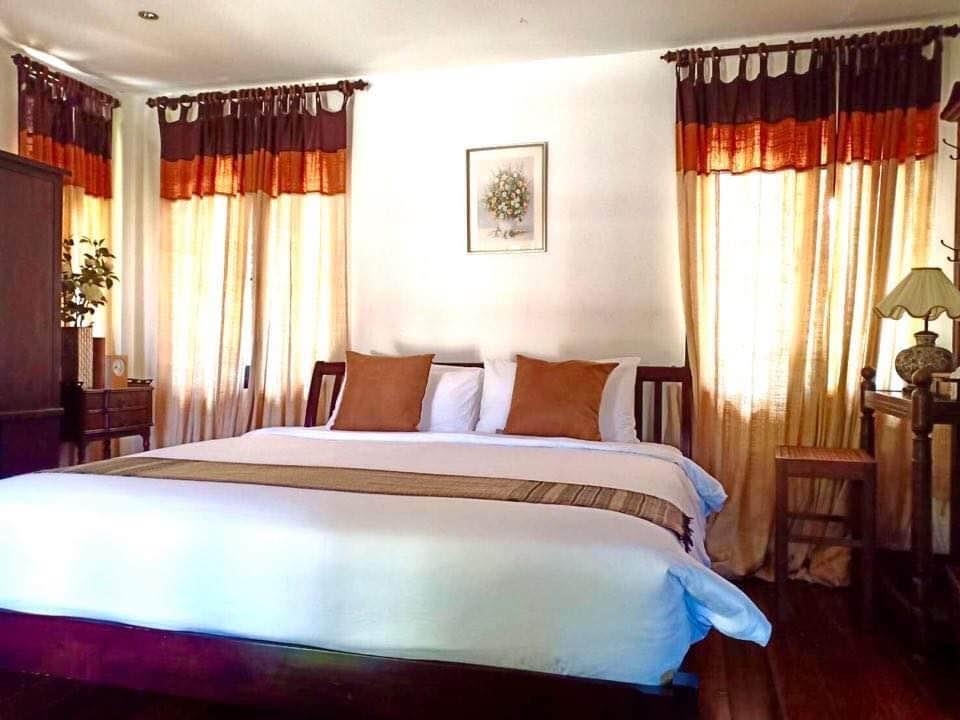 4 Bedrooms pool villa for rent with big garden 6