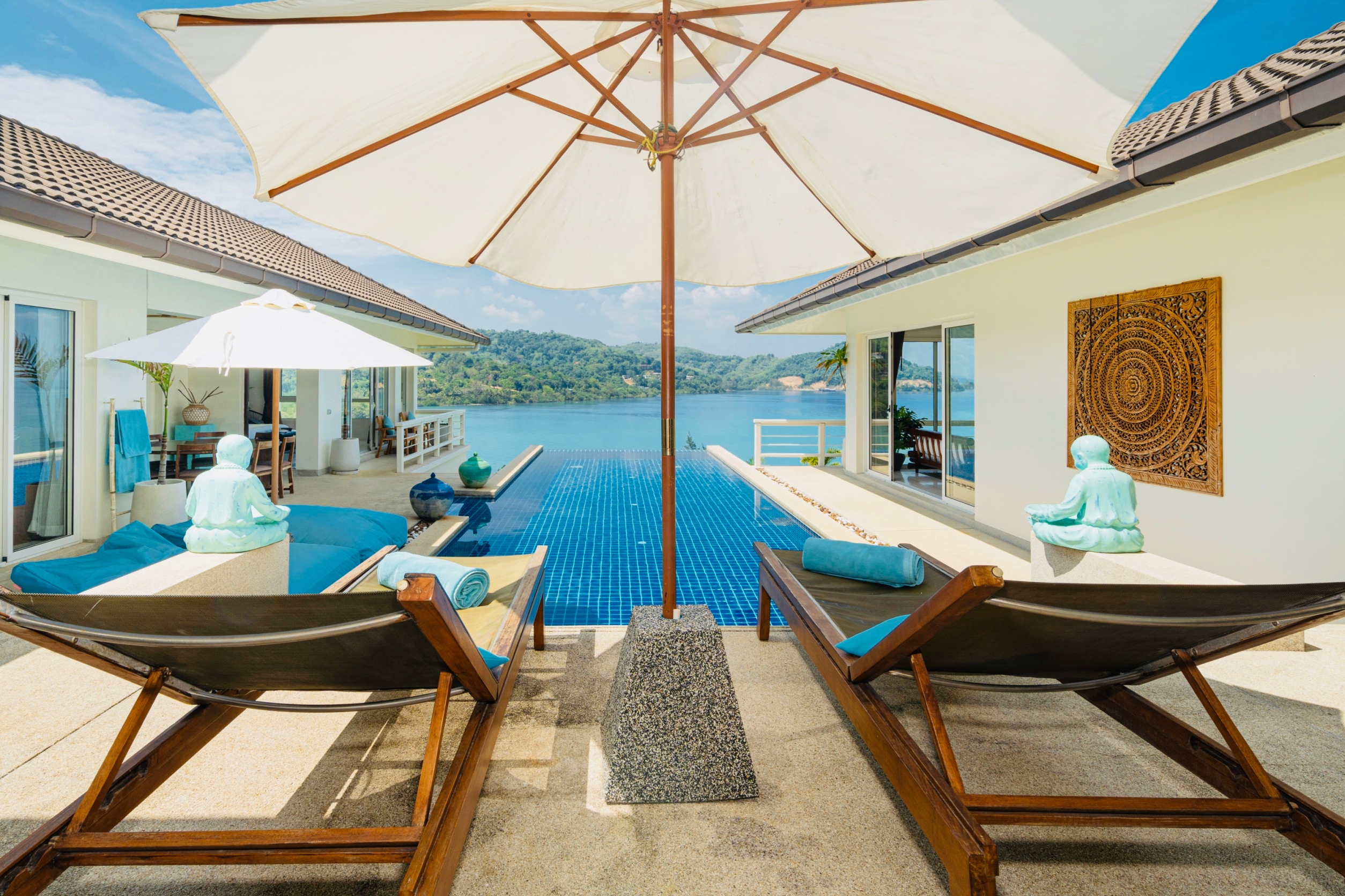 5 Bedrooms beachfront pool villa for rent 6