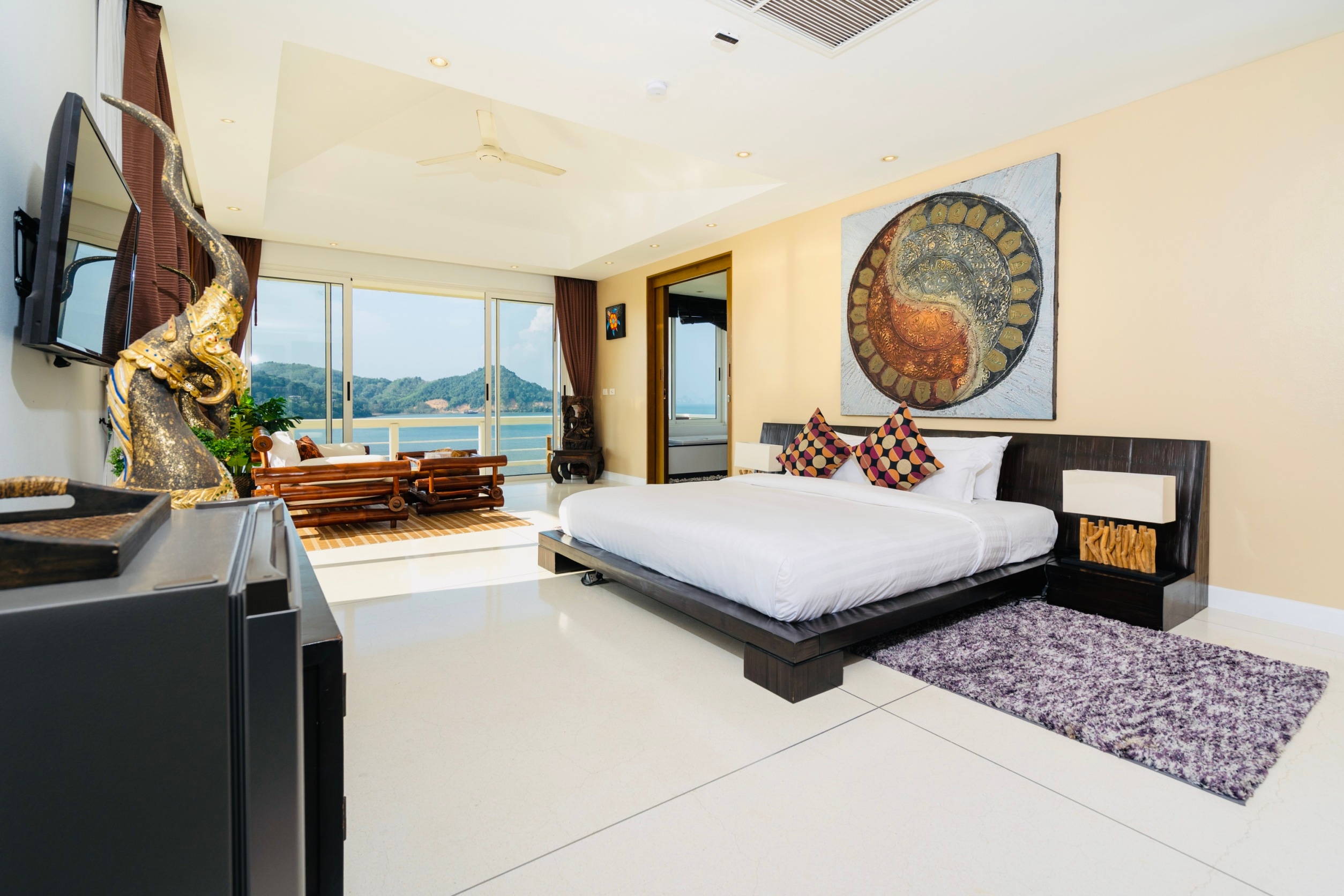 5 Bedrooms beachfront pool villa for rent 7