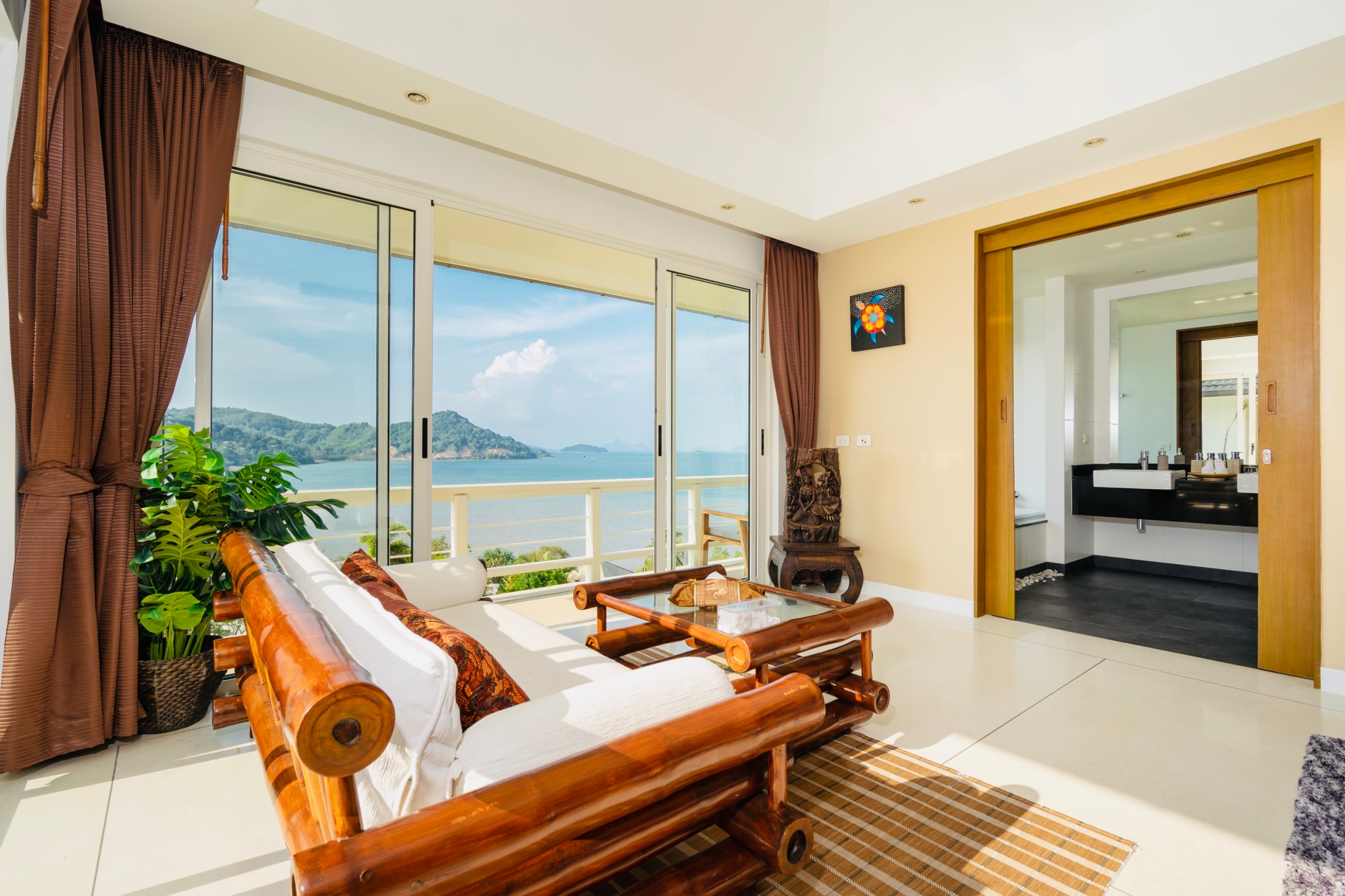5 Bedrooms beachfront pool villa for rent 8