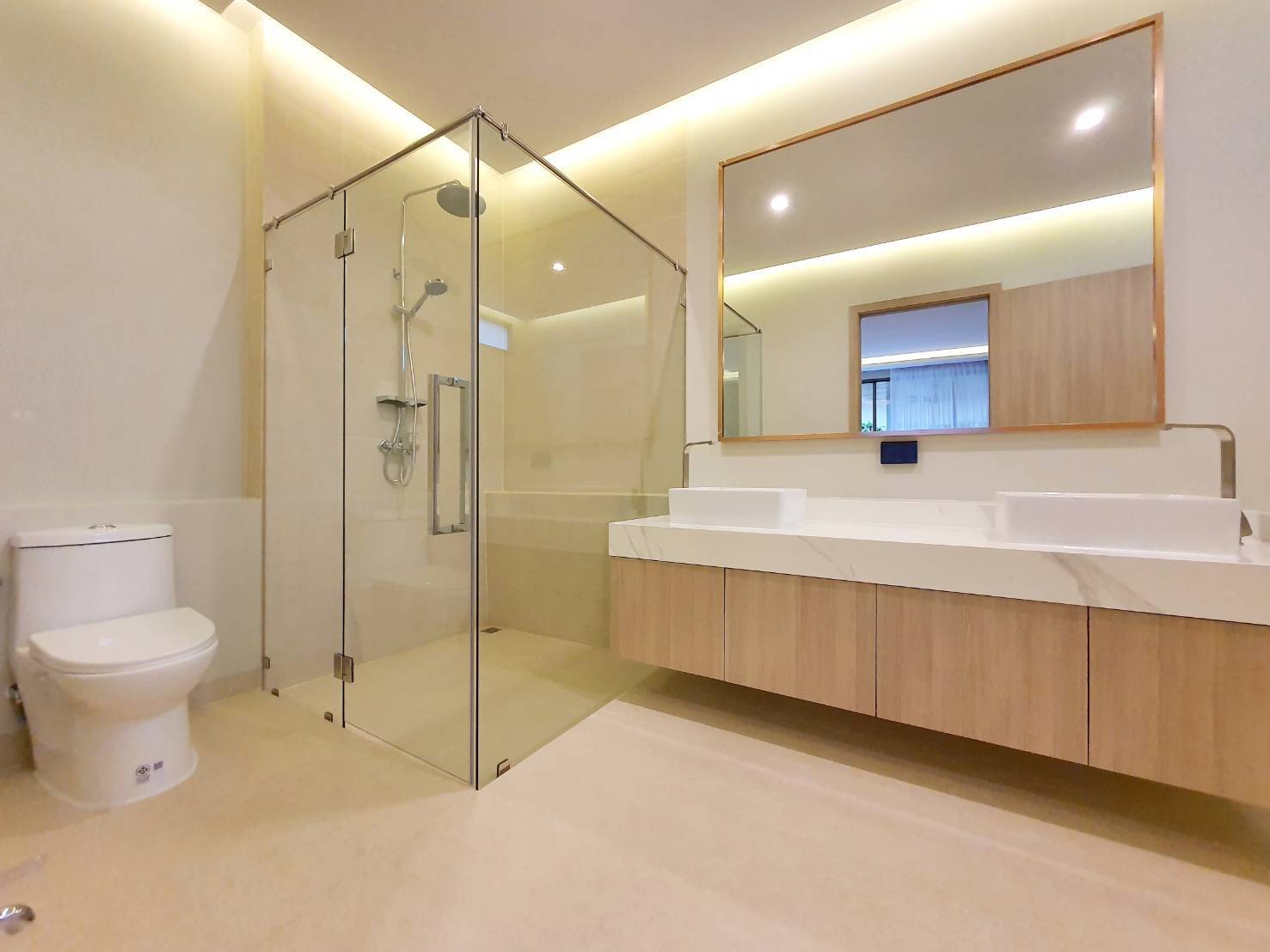  Brand new Unique pool villa for sale 9