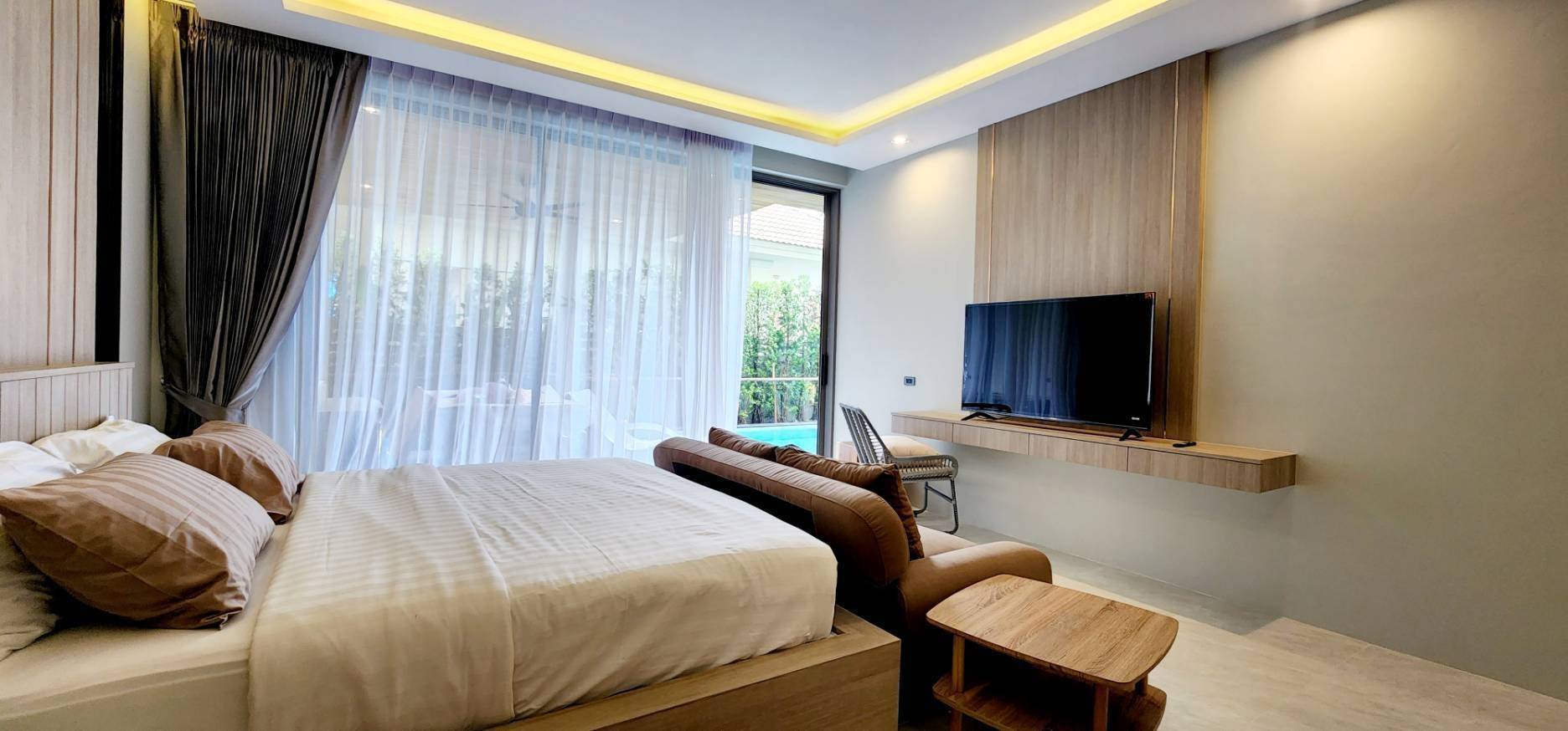 Pool villa 5 bedrooms 5
