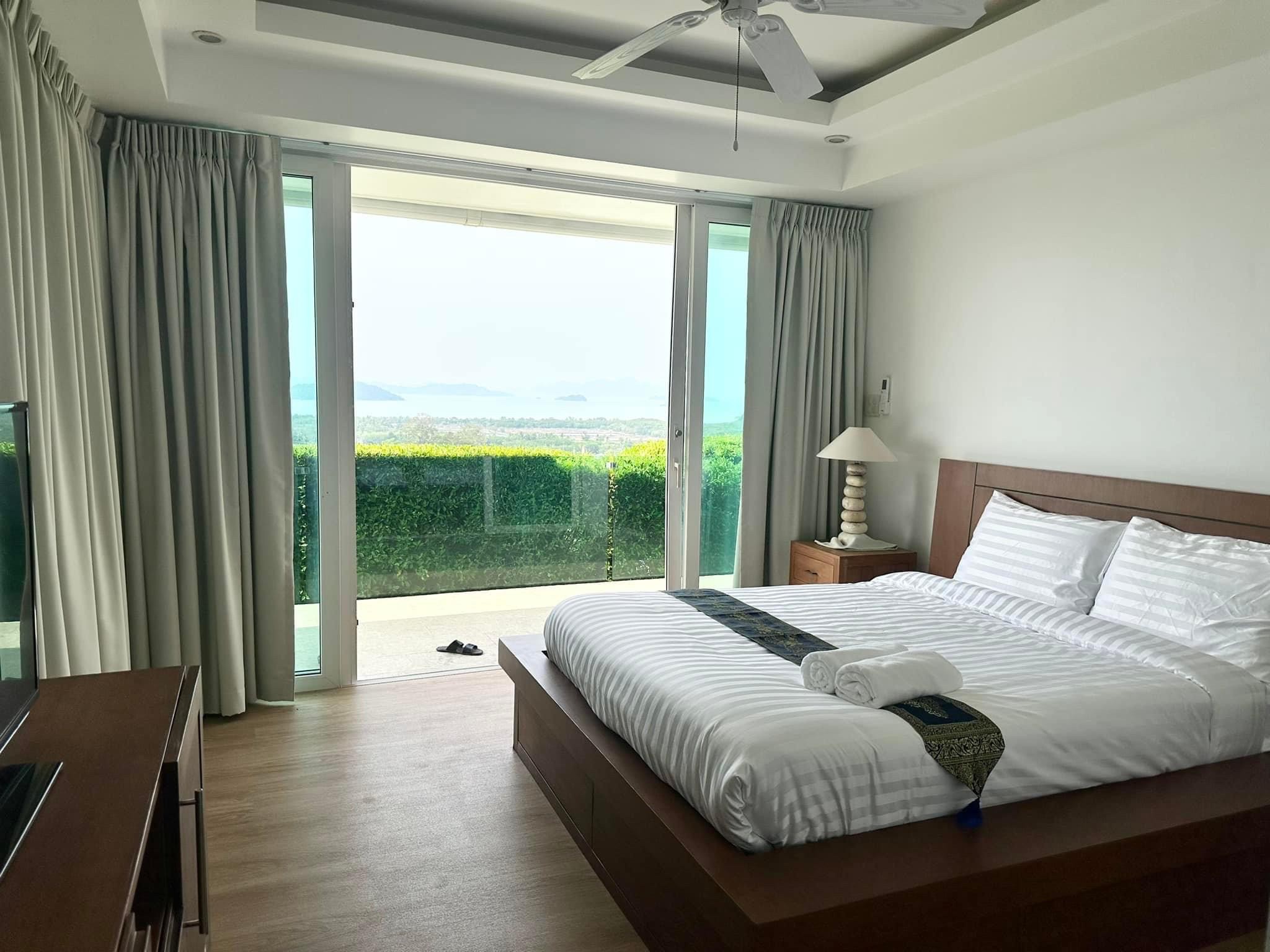  Seaview Pool Villa with Garden in the Para 9