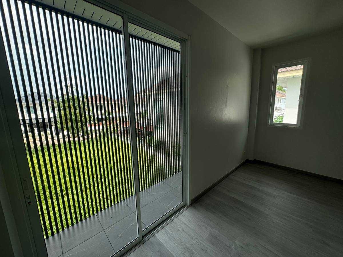 Single house at Chaofah garden home 3 7