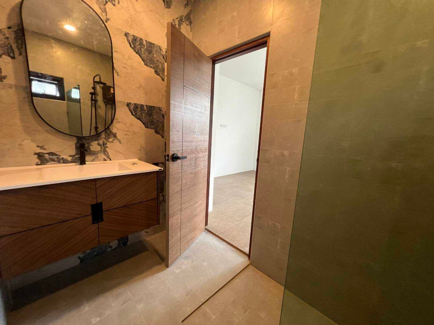4 Bedrooms,Villa for sale at Rawai 9