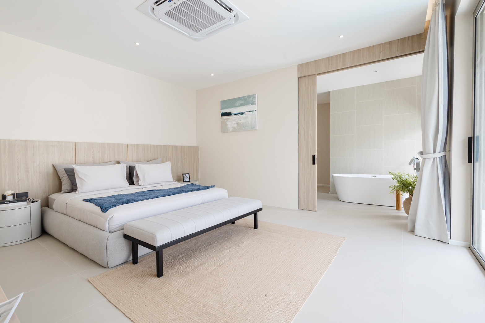 Modern Luxury Pool Villa Near Rawai Beach 11