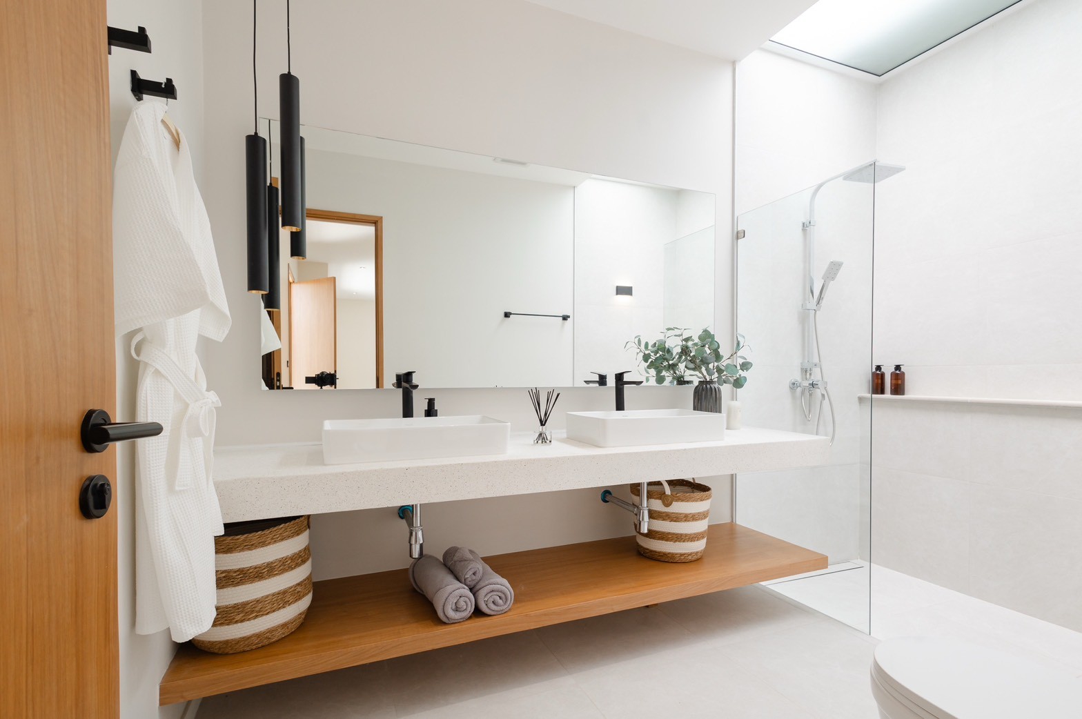 Modern Luxury Pool Villa Near Rawai Beach 5