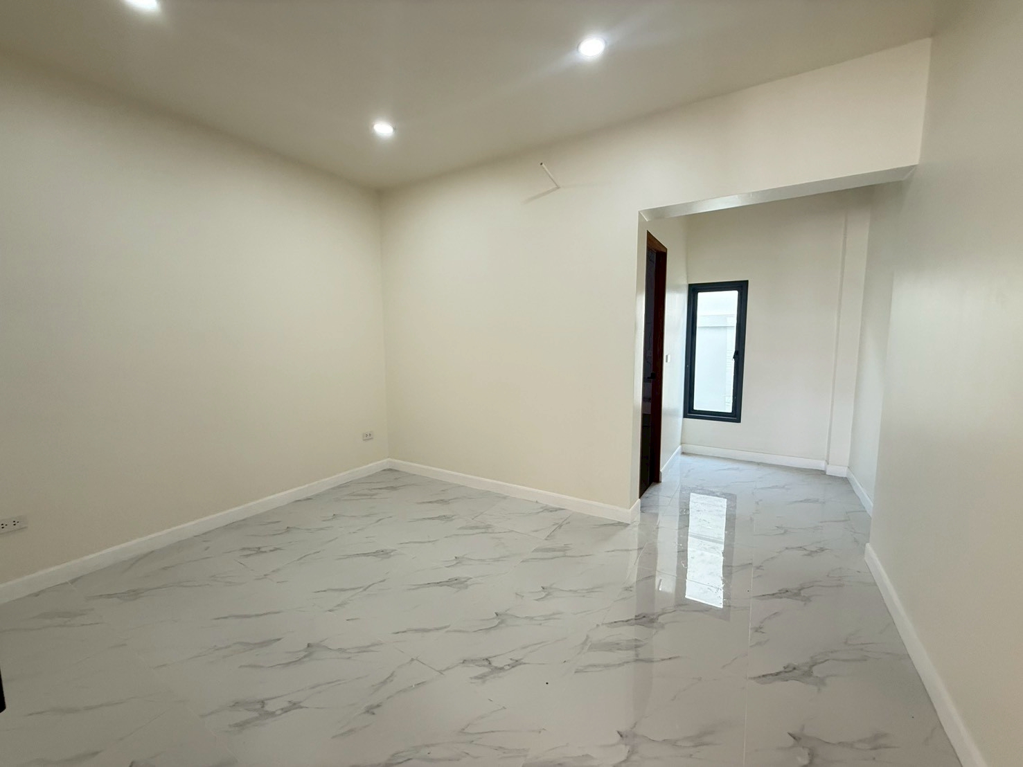 Modern Single-Story House @ Mandara Village 11