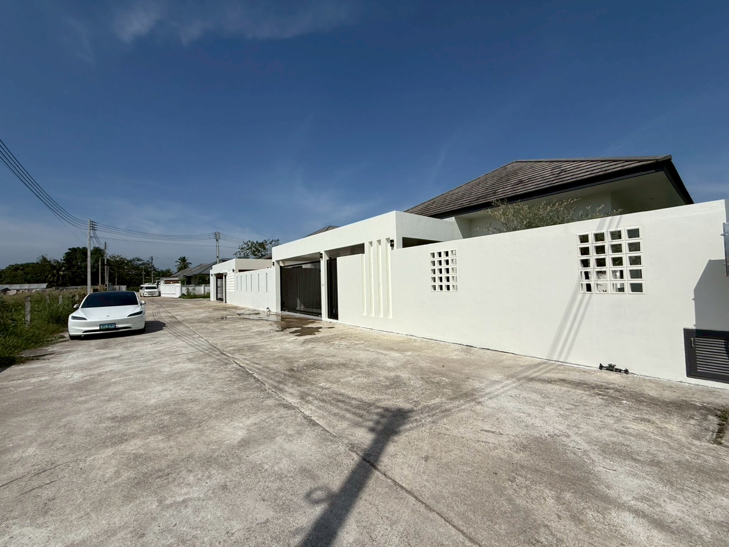 Modern Single-Story House @ Mandara Village 2