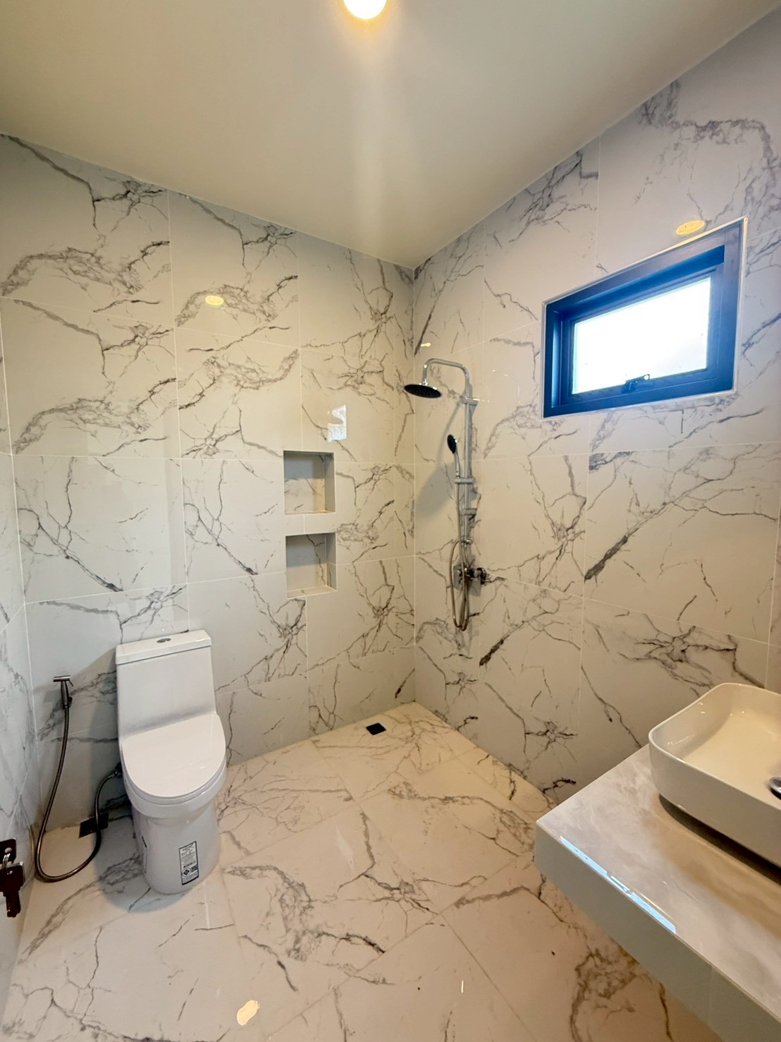 Modern Single-Story House @ Mandara Village 8