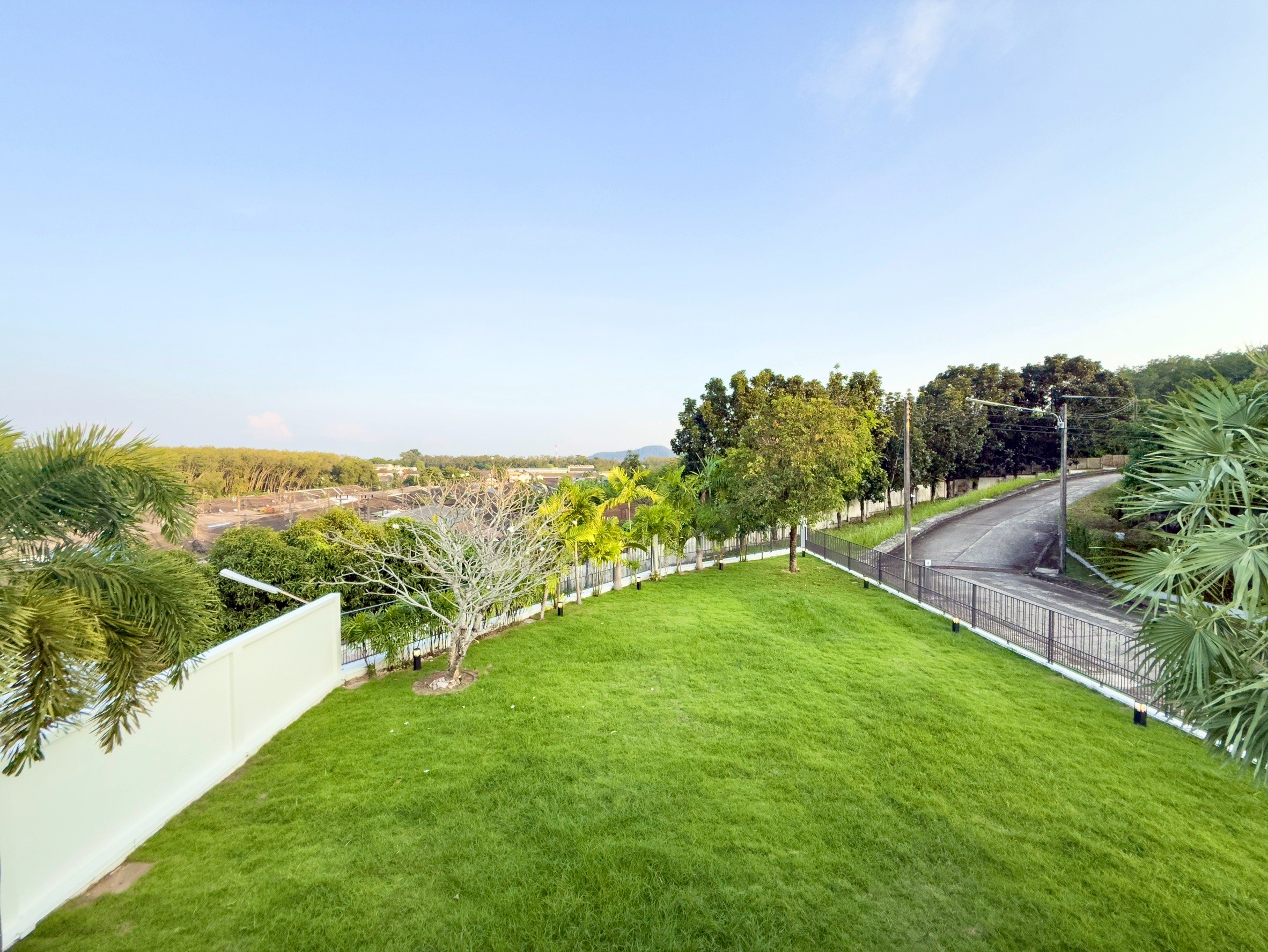 2-Story Luxury Corner House @ 88 Land & House Hillside 7